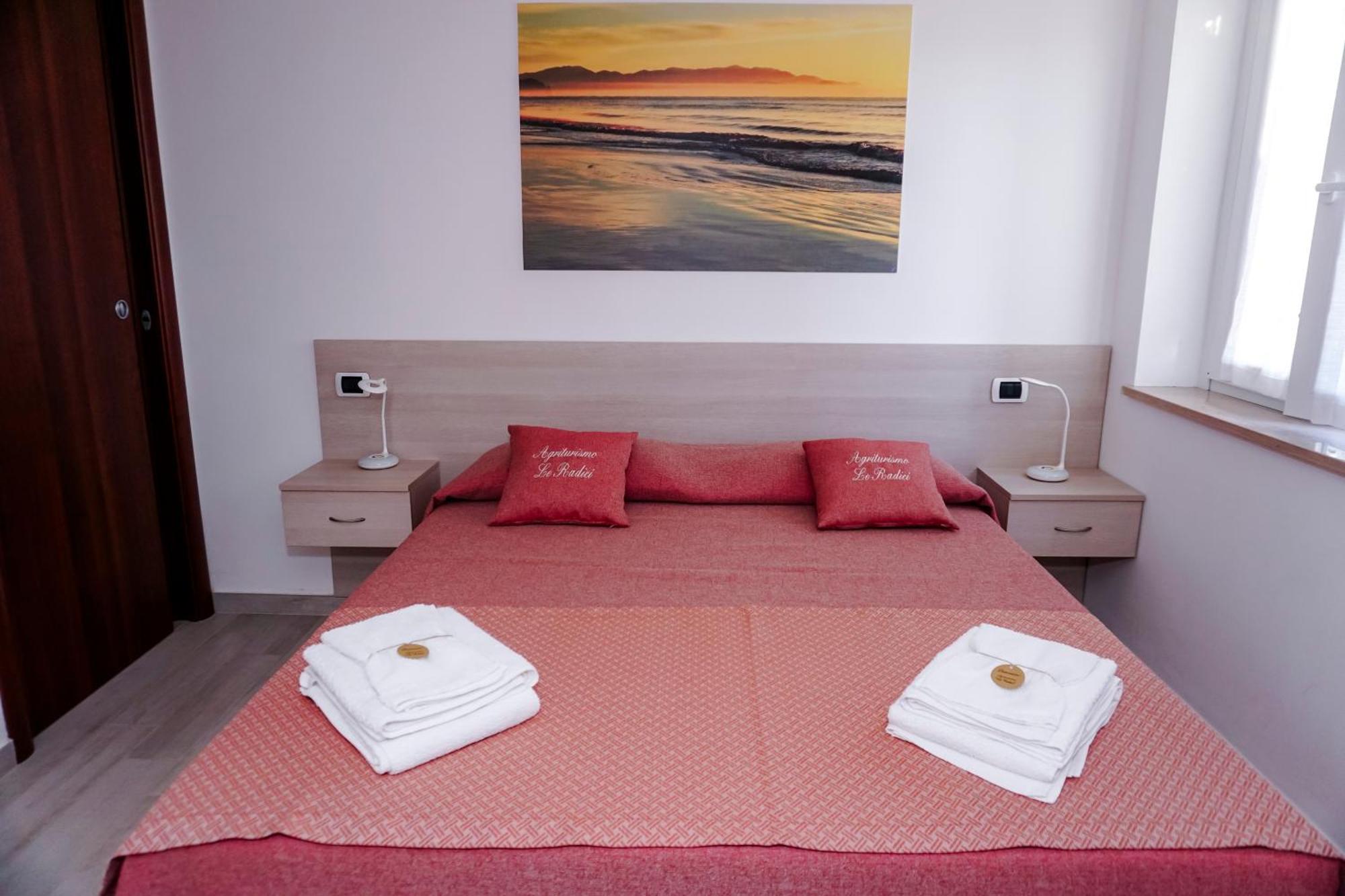 Agriturismo Le Radici Borgo Montenero Bagian luar foto
